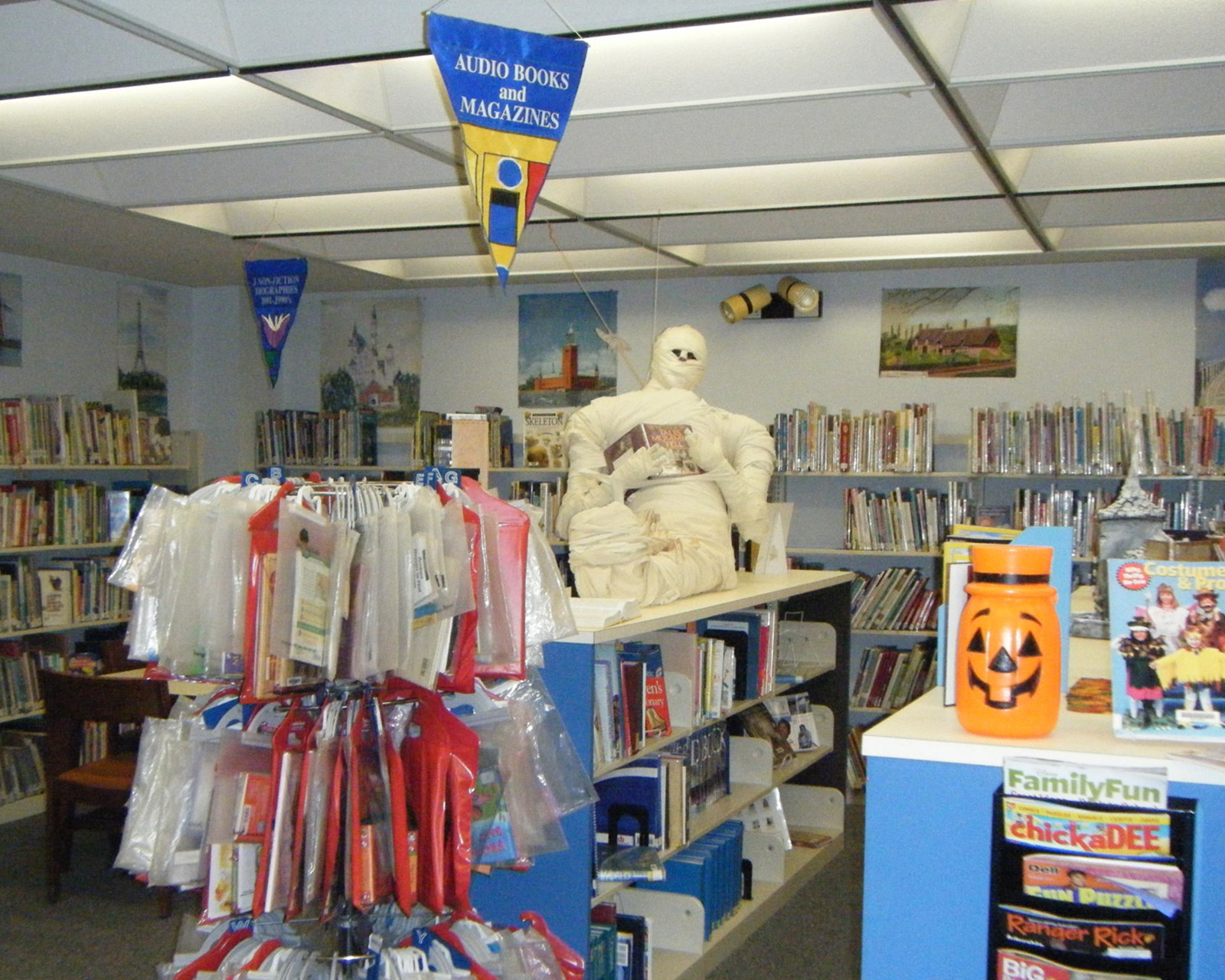 What Libraries Can Learn From Retail Stores - Opening the Book North ...